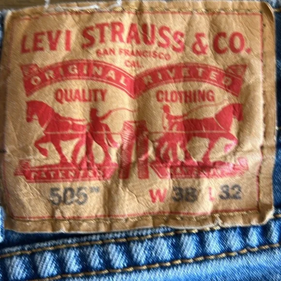 Levi’s Classic Light Blue Men's Jeans. Size 38X32 - Picture 3 of 9